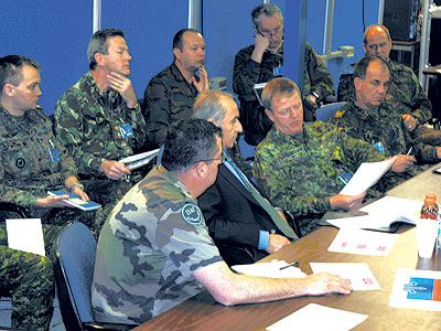 General Hillier participates in ISAF exercise 