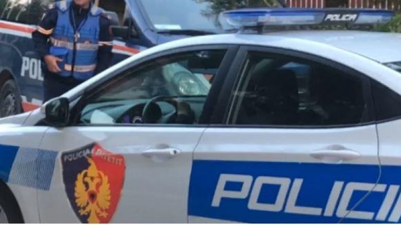 Denigronin zyrtarë me informacione të rreme, arrestohet gazetari dhe punonjësja e AMP në Tiranë