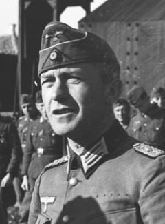 Ганс фон Альфен в 1942 году