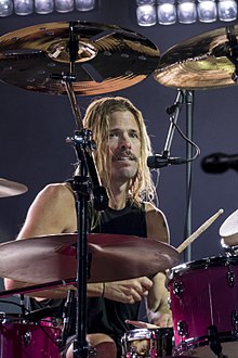 Hawkins performing with Foo Fighters in 2017
