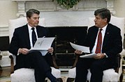 1988. Martin and U.S. President Ronald Reagan