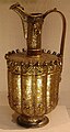 Kunst frå seldsjukktida: Mugge frå Iran frå 1180-1210. Messing innlagt med sølv og bitumen. NY Metropolitan Museum.