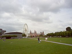 Museum Square in 2005, with the Van Gogh Museum, a temporary Ferris wheel, and the Rijksmuseum