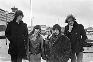 Manfred Mann in 1968. (L-R): Klaus Voormann, Tom McGuinness, Mike d'Abo, Manfred Mann and Mike Hugg