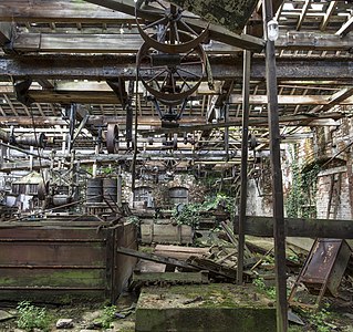 Commended: Some of the remaining textile machinery in the cloth finishing works at Tone Mills. Author: Msemmett