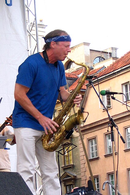 Bill_Evans_(saxophonist)_2004-07-24.jpg