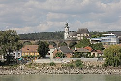 Emmersdorf as viewed from the Danube