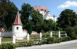 A Schloss Leipheim