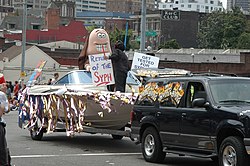 星球大战为主题的花车推广梅毒检测，2005年西雅图骄傲游行