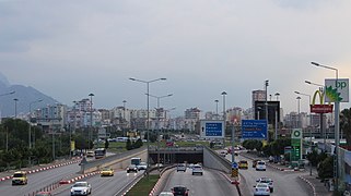 Right-hand traffic in Antalya, Turkey