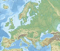 Mapa konturowa Europy, blisko dolnej krawiędzi znajduje się punkt z opisem „Wyspy Maltańskie”