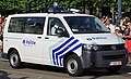Camionnette Volkswagen Transporter de la zone de police Turnhout (police locale) lors du défilé du 21 juillet 2013