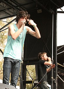 Nathaniel Motte (left) and Sean Foreman performing at Bamboozle in 2008