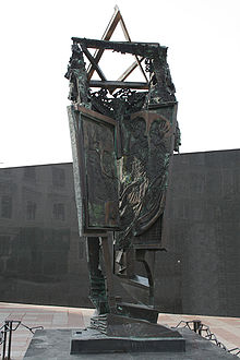 Metal sculpture incorporating the Star of David