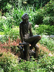 Peter Pan statue at Carl Schurz Park, New York, NYC