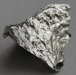 Манган – сребрист с метален блясък