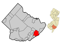 Location of Atlantic City in Atlantic County highlighted in red (left). Inset map: Location of Atlantic County in New Jersey highlighted in orange (right).