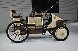 Lohner Porsche Semper Vivus, première automobile hybride essence électrique de l'histoire de l'automobile, 1900