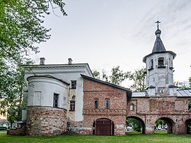 Церковь Михаила Архангела и колокольня