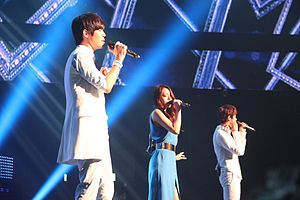 8Eight at the Cyworld Dream Music Festival in 2011 From left to right: Lee Hyun, Joo Hee and Baek Chan