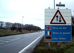 Road sign in Kent placed on right-hand side of the road