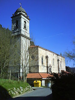 A ilesia de Santa María de Mañaria