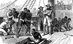 Embarquement des captifs à bord des navires négriers européens.