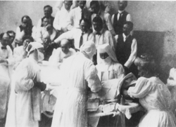 Alice Magaw administering anesthesia at the Mayo Clinic