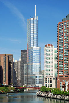 川普國際酒店大廈目前是芝加哥第二高的建築物。