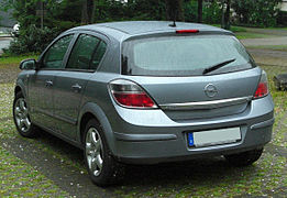 Opel Astra H 5P
