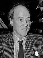 Roald Dahl gives accounts of his time at Repton in his book 'Boy'