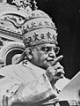 Giovanni XXIII con il triregno