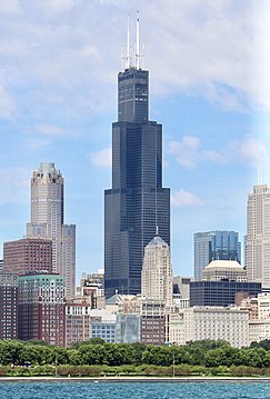 威利斯大廈目前是美國和西半球第三高的建築，每年有超過一百萬人參觀其觀景台，使其成為芝加哥最受歡迎的旅遊景點之一。