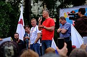 Евгений Ройзман выступает на митинге в Екатеринбурге