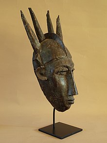 Fondazione Passaré - 094 b - Mali - Maschera etnia Bambara Marka.jpg