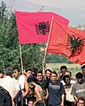 Demonstratie van Albanese jongeren in 2000 in de buurt van Domorovcë (Kamenicë)