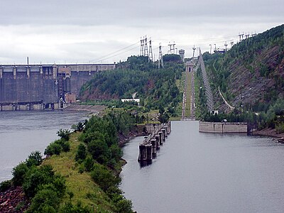 The Krasnoyarsk Dam's inclined plane is an electric rack railway having gauge of 9,000 mm (29 ft 6+5⁄16 in), making it the widest gauge railway of any type in the world