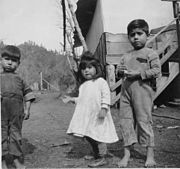 Young members of the Chukchansi tribe, California, ca. 1920