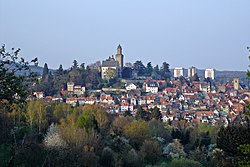 Изглед към града през април 2007 г.