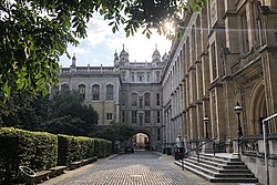 King's College London (Maughan Library)