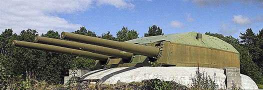 Austrått Fort, gun turret was taken from the German battleship Gneisenau.