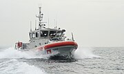 Response Boat Medium