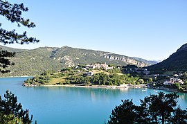 A view of the village of Saint-Julien-du-Verdon on the Lac de Castillon