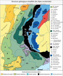 Carte en couleurs montrant la localisation de la commune d'Orelle au sein des domaines géologiques structurant les Alpes occidentales avec plusieurs couches de roches représentées avec des couleurs différentes.