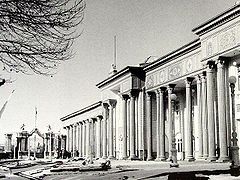Antigo edificio do Parlamento en 1956