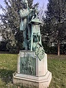 Henri-Léon Gréber - Monument à Emmanuel Frémiet sculptant le « Dénicheur d’oursons » (1924).