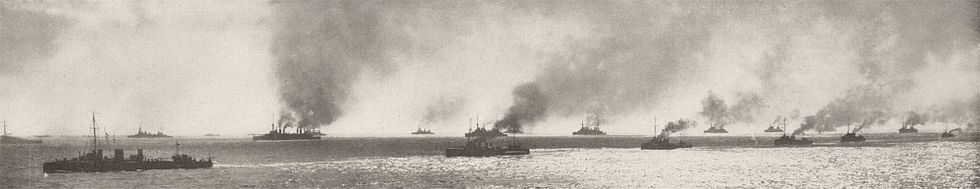 Панорама союзных кораблей