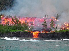 Lingua de lava emitida en 2005 polo Pitón da Fournaise