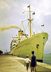 SS Chusan in Singapore, 1969
