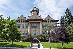 Fergus County Courthouse in Lewistown
